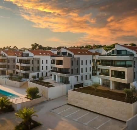 Luxury Apartment Anto With Sea View And Balcony Banjole Exterior foto
